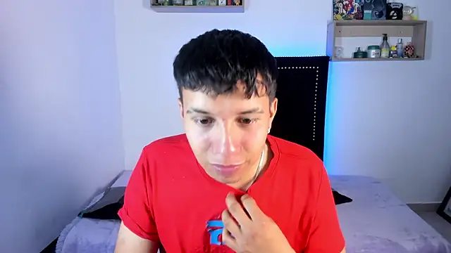 Show modela Jhony_rayder na web-kameri