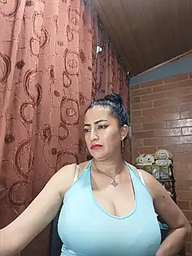 Chat +18 de Alexandrina ao vivo