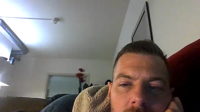 XXX chat uživo modela cheekycherryx