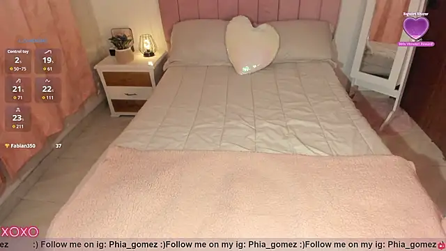 whitneyhot live XXX chat