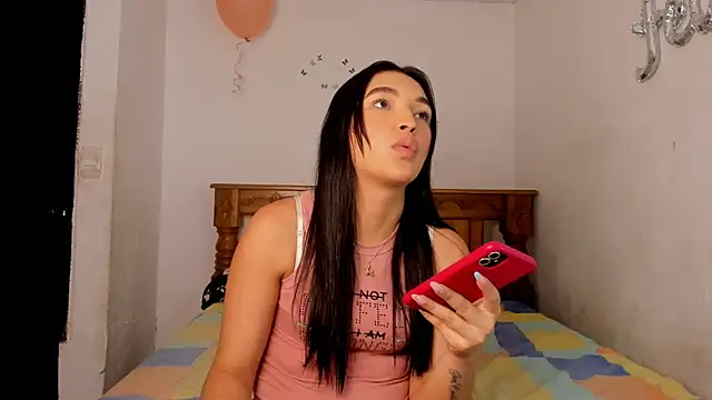 Scarlett_rossii élő XXX-chatje