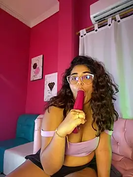 Show modela JennyLovett na web-kameri