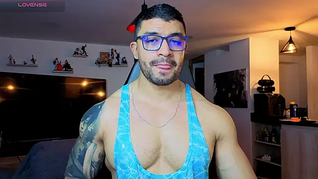 Michael_Diamond live XXX chat