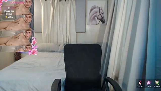 holly_bitch Webcam show