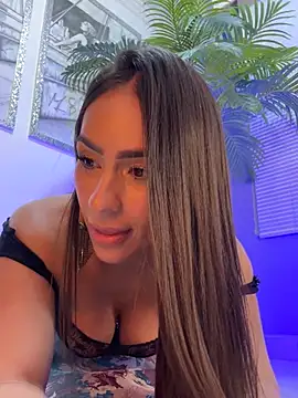 Mau_White Webcam-Show