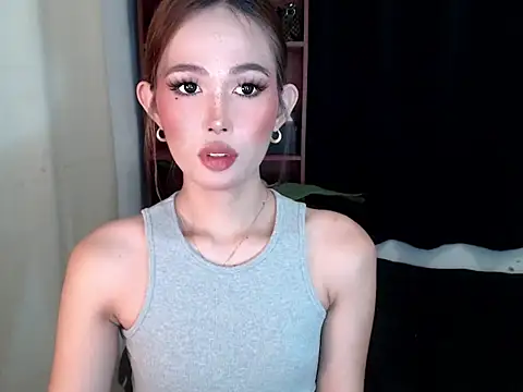 YougotLara Pertunjukan Webcam