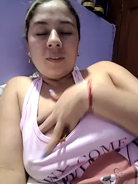 selena_gomez2: онлайн-секс-чат