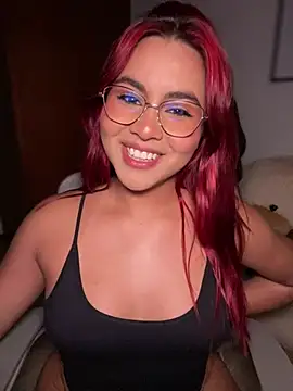 Zarahs_Blare1 Chat XXX live