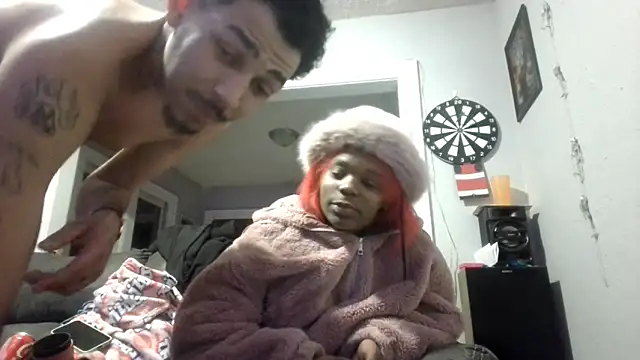 bigdickjojo69 Adlı Modelin Canlı XXX Sohbeti