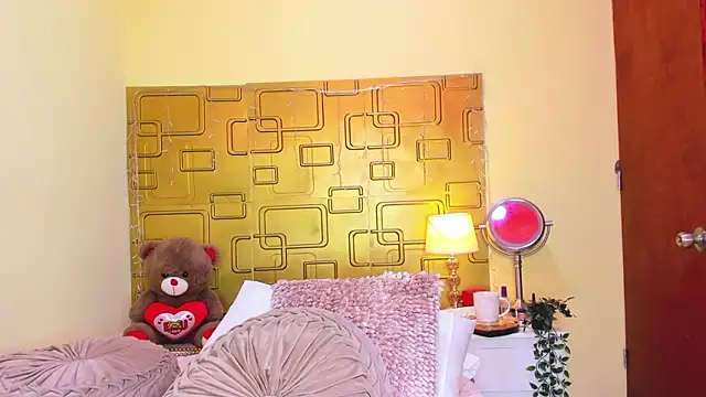 Julia_Haye 现场XXX聊天