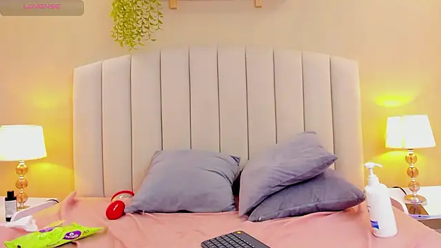 Rachel_Donnelly Live XXX-chat