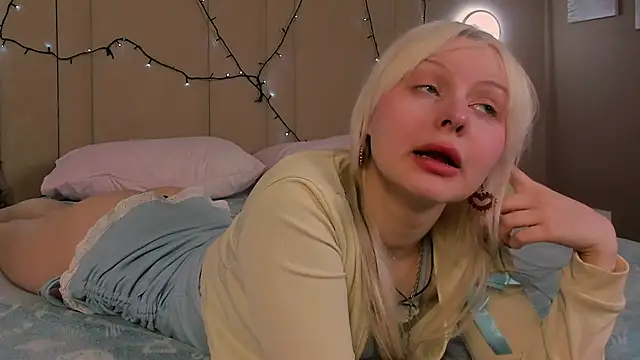 AdeleSilvy's Live XXX Chat