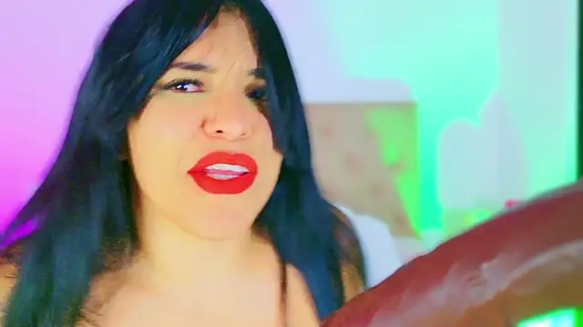 Chatroom XXX en direct de CharlootteEvans