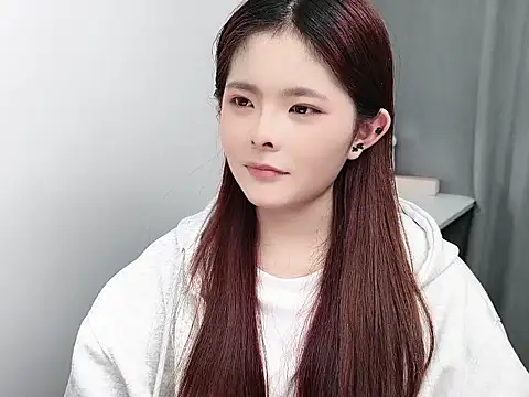 cherry-_-cherry Adlı Modelin Canlı XXX Sohbeti