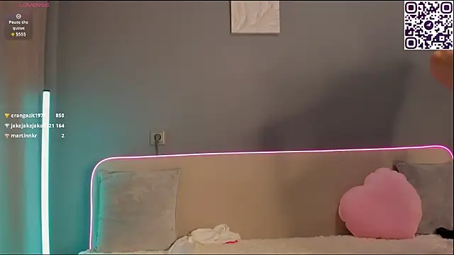 Malika_Lisan Adlı Modelin Canlı XXX Sohbeti