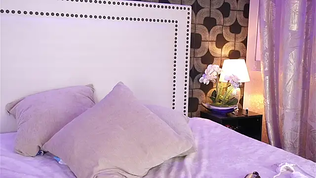 IsabelaWhite Adlı Modelin Canlı XXX Sohbeti