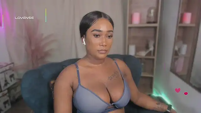 alessia_anderson webcam show