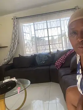 Cardiebae89 Adlı Modelin Canlı XXX Sohbeti