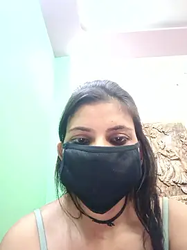 Aafreen_36: διαδικτυακό σόου στην κάμερα