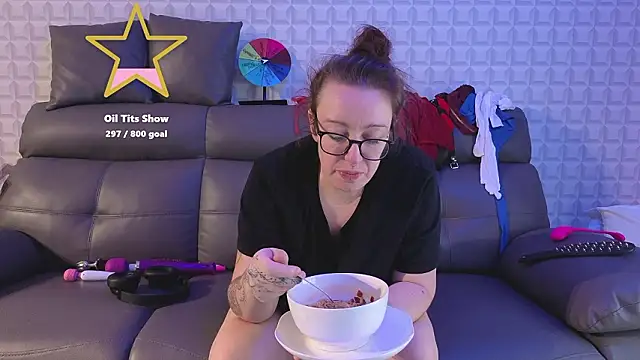 XXX chat uživo modela JadeStarUK