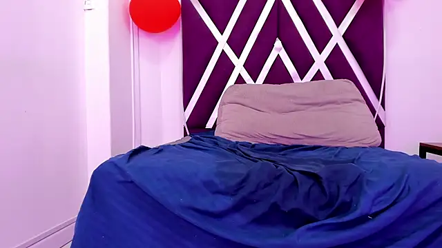 Živý XXX chat emilysejmet