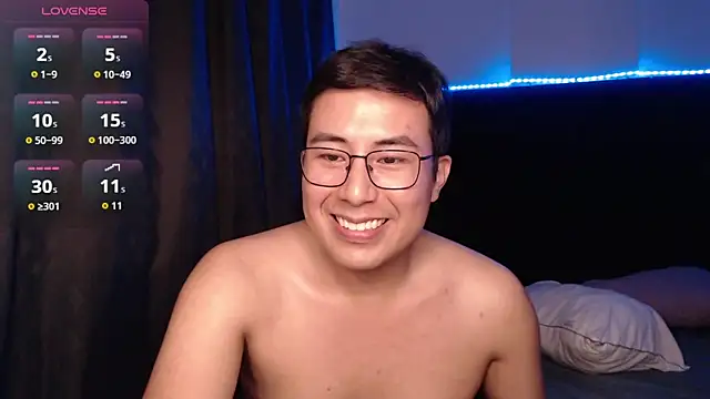 Chat XXX en directo de andrewmhilton_