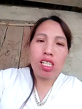 Gummiesu 现场XXX聊天