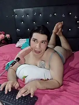 Kaissydollのウェブカメラショー