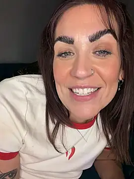 TheGirlNextDoor_33 Live XXX Chat