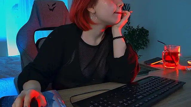 Živý XXX chat MarcelineChi