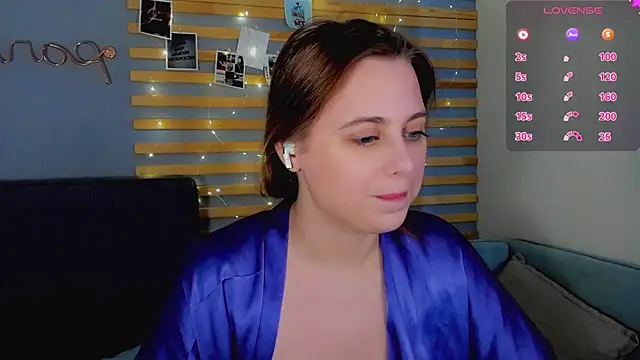 Chat +18 de Alice_Wanderr ao vivo