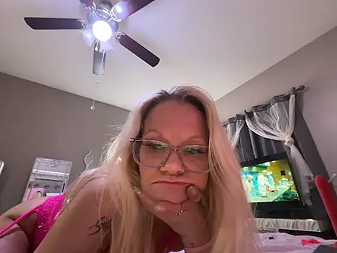 Živý XXX chat PrincessCutz1