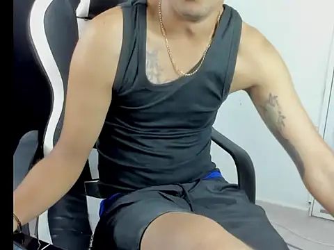 badboy_master – Naživo XXX chat