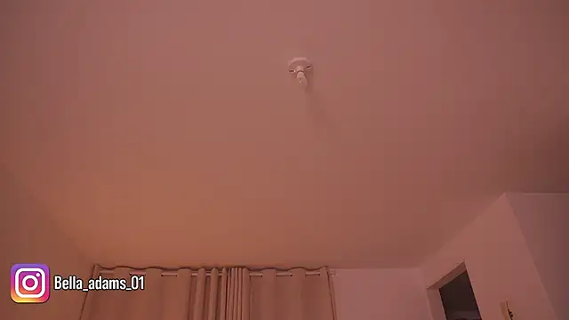 bella_adams_: онлайн-секс-чат