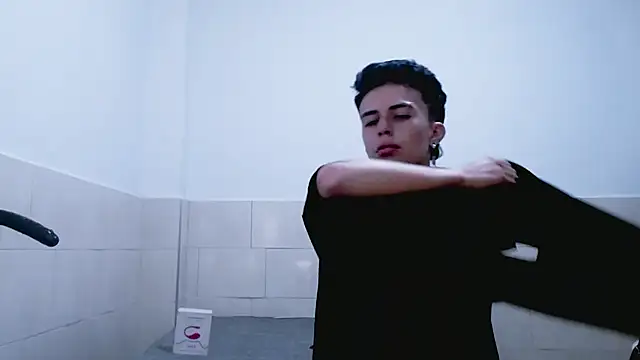 Cocain_Atenea Show in webcam