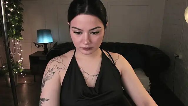 Dark_Moni Adlı Modelin Canlı XXX Sohbeti