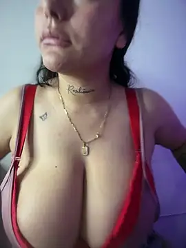 Miia__Taylor: απευθείας συνομιλία ΧΧΧ