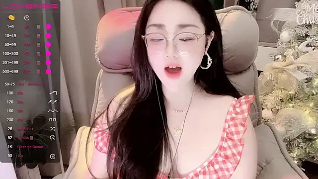 Monica-666888- 现场XXX聊天