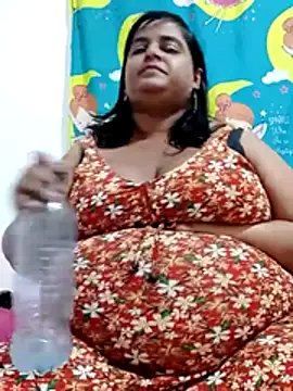 SusanaEshwar élő XXX-chatje