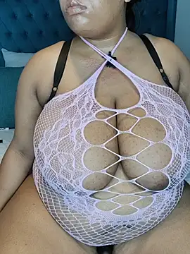 Webkamerová show ChubbyTits28