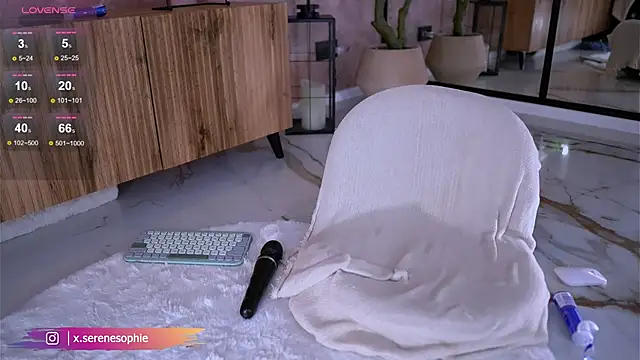 Serene_Sophiex 现场XXX聊天