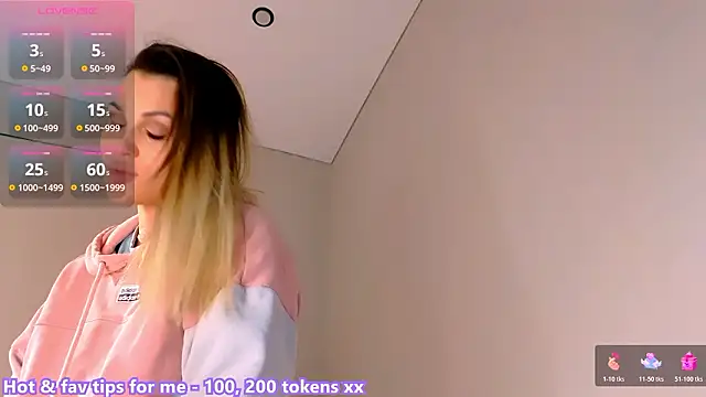 Chatroom XXX en direct de StephanyLuxe