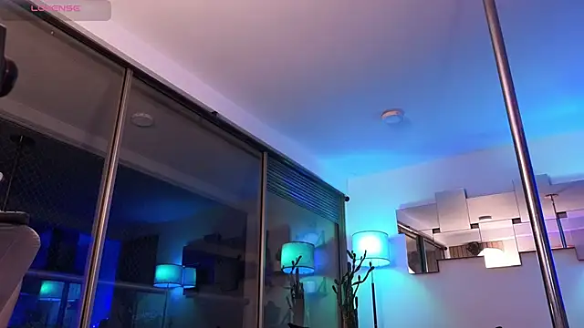 mandi4pole_ Live XXX Chat