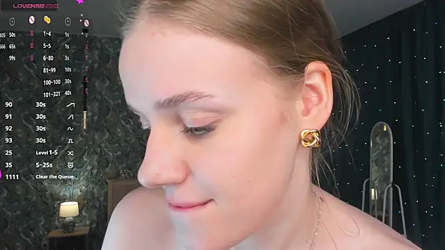 OdellaFrake Webcamshow