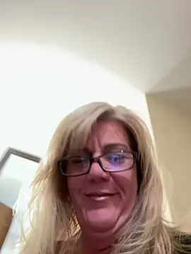 LenaxoxのライブXXXチャット