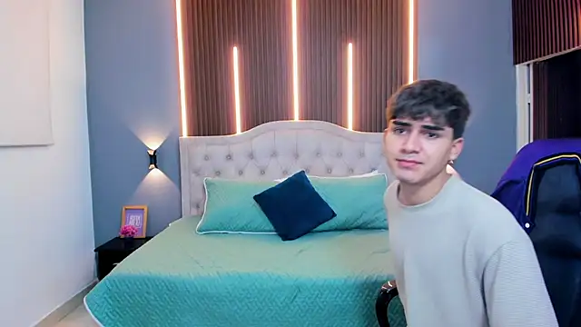 Tommy18__ – Live XXX-chat