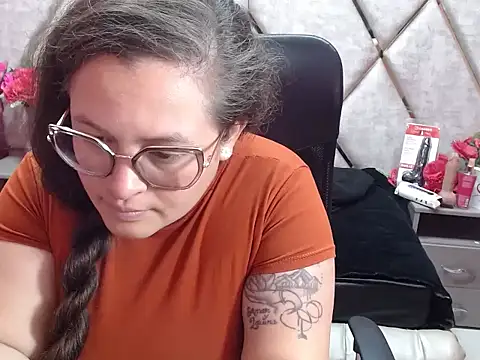 Živý XXX chat Sarah_Boobs_