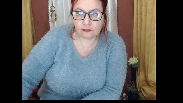 PlayfullMature 网络视讯表演