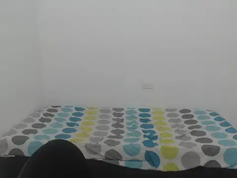 estefania224 即時 XXX 聊天