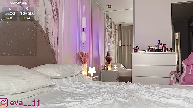 Chat +18 de Eva_JJ ao vivo